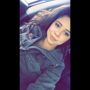 Meet your Posher, Maria